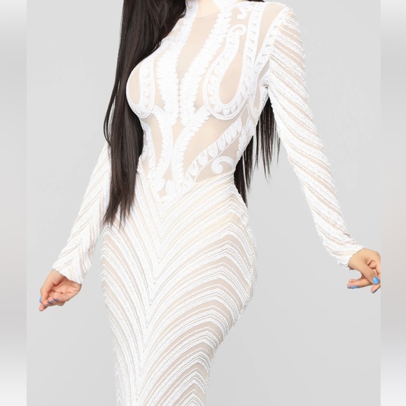 Fashion Nova Scaled to Perfection - Picture 1 of 2